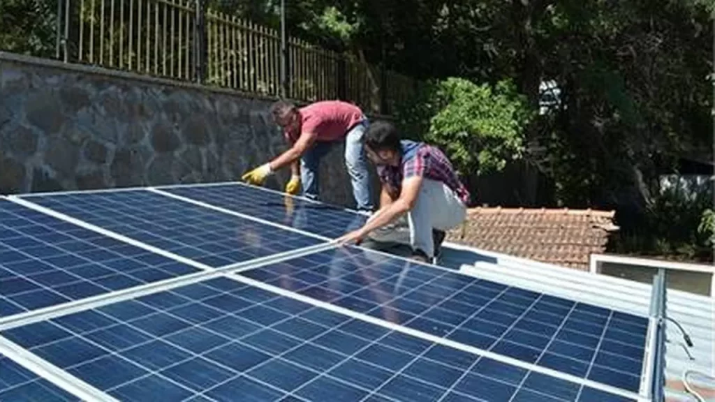 Çorum İskilip Mesleki ve Teknik Anadolu Lisesi Elektrik Enerjisi Üretti